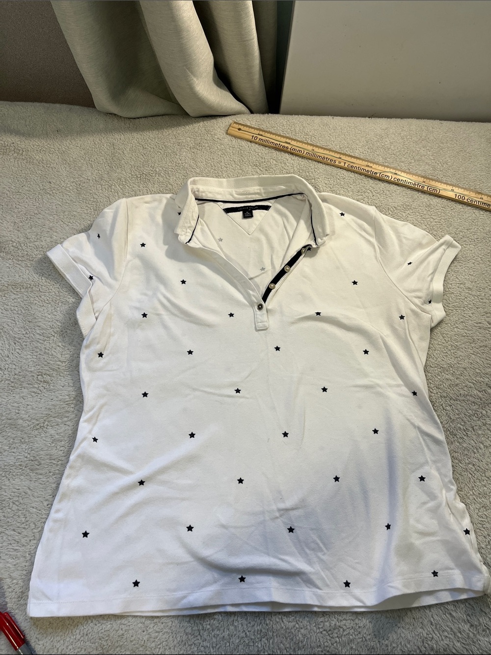 Tommy Hilfiger White Polo Tee with Black Star Print - Women A025